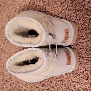 Light blue women's Ugg boots